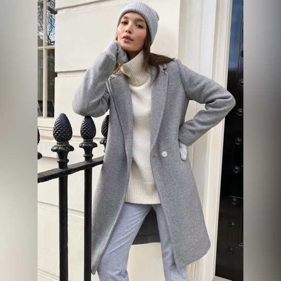 SOLD Babaton stedman coat - Picture 2 of 6